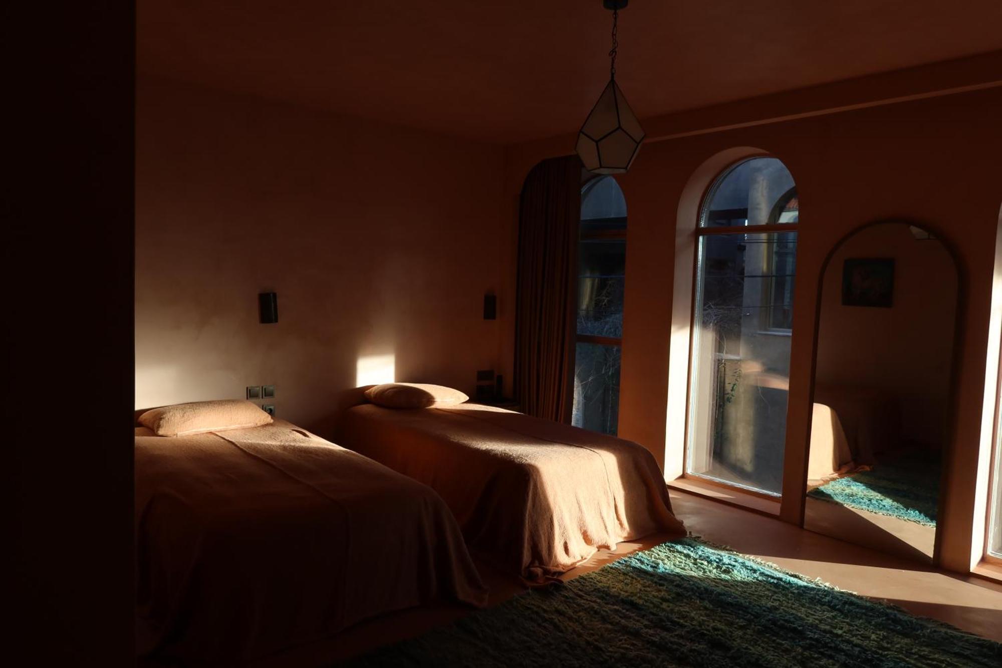Life Gallery & 5* Korce